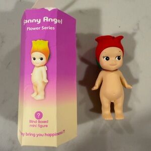 NWT Rose - Sonny Angel Flower Series Figure